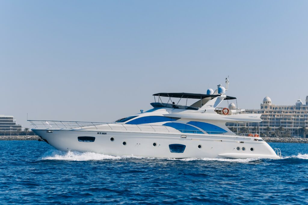 Signature private yacht experience with Waterlink in Dubai